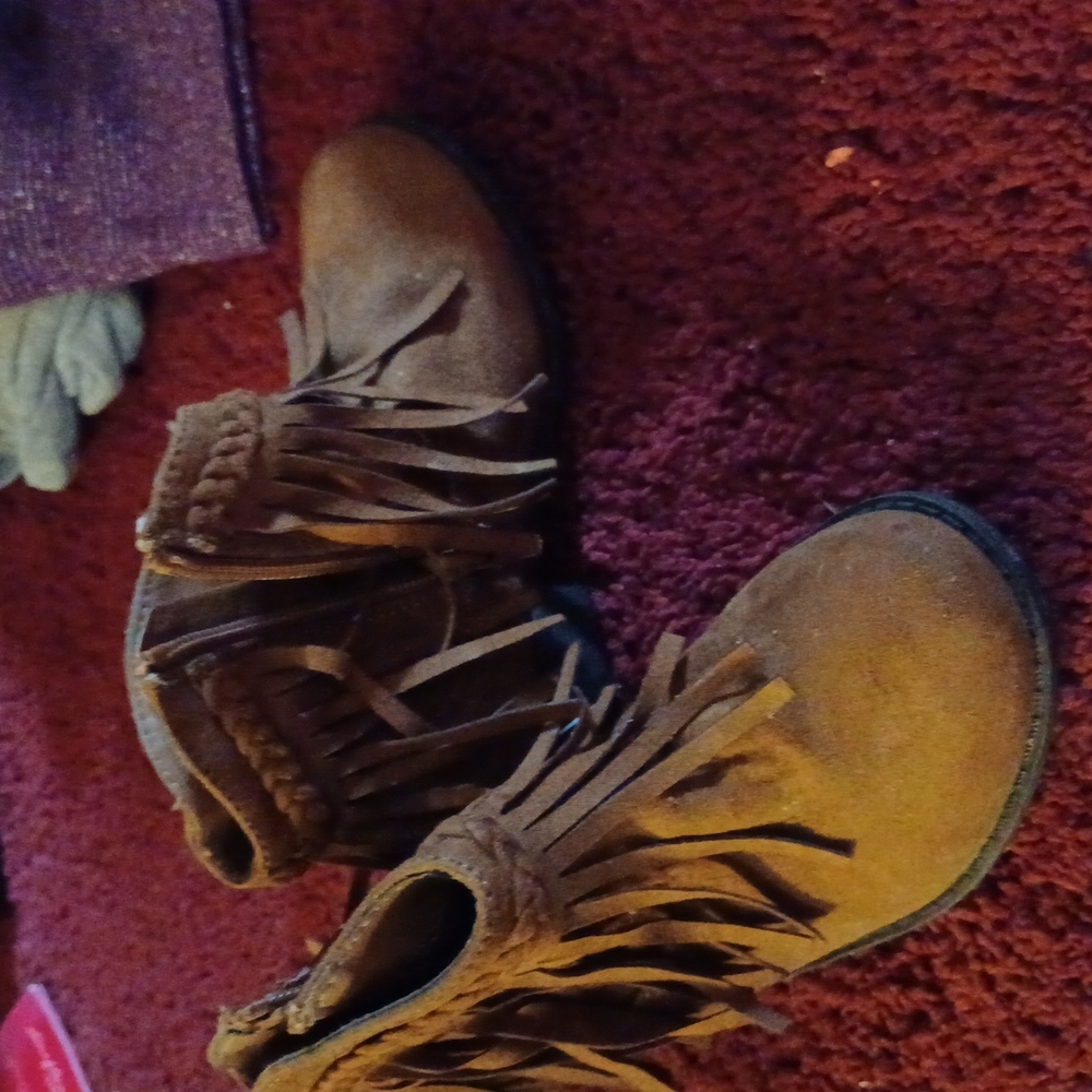 Boot - Picture 3 of 3